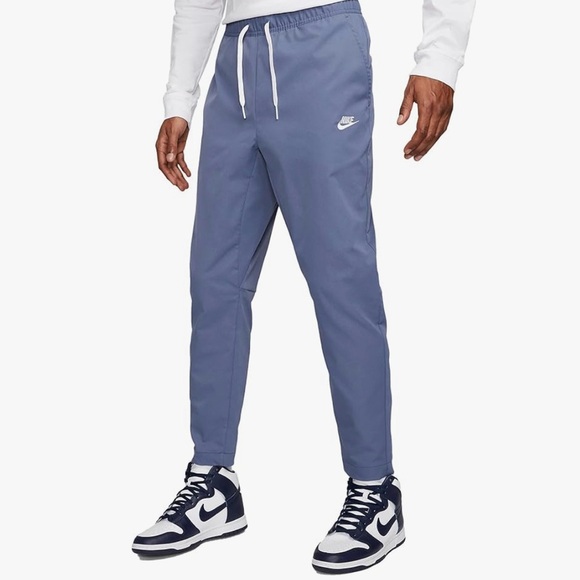 Nike club woven men’s tapered pants - Picture 1 of 13